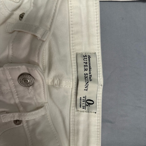 Abercrombie and Fitch Super Skinny Jeans - Picture 2 of 7